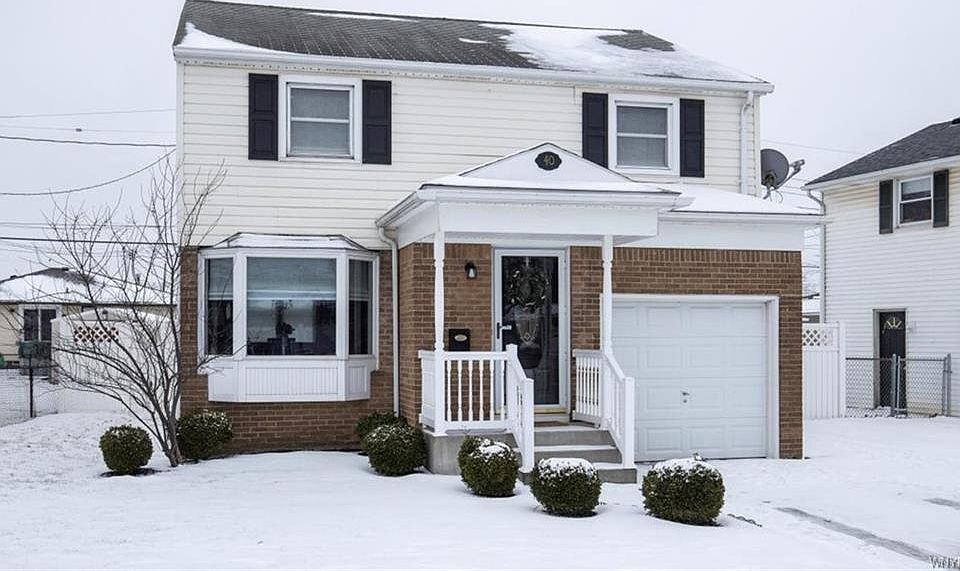 1st image of 40 Dennis Ln