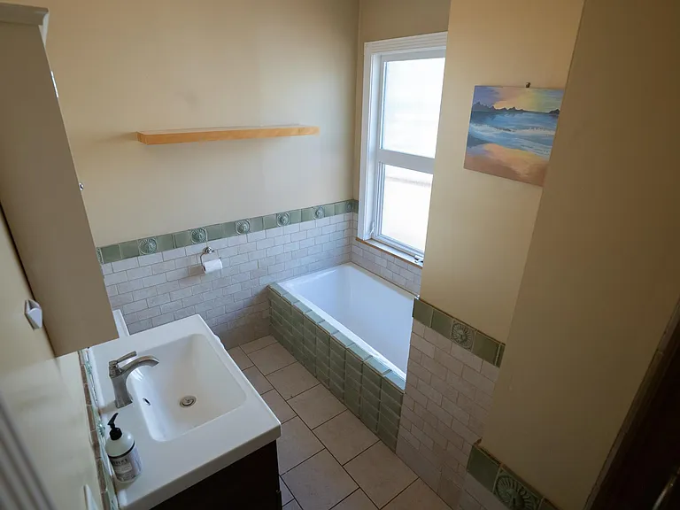 1213 S Windsor St — Photo 4