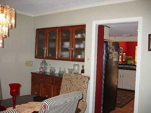 3rd image of 140 GRAND OAKS DR