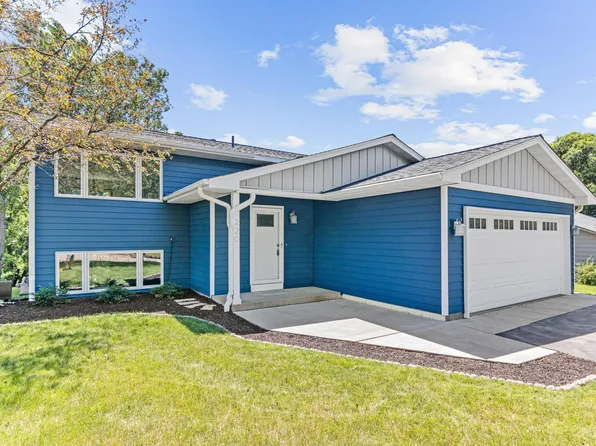 220 Meadow Dr, Loretto, MN 55357