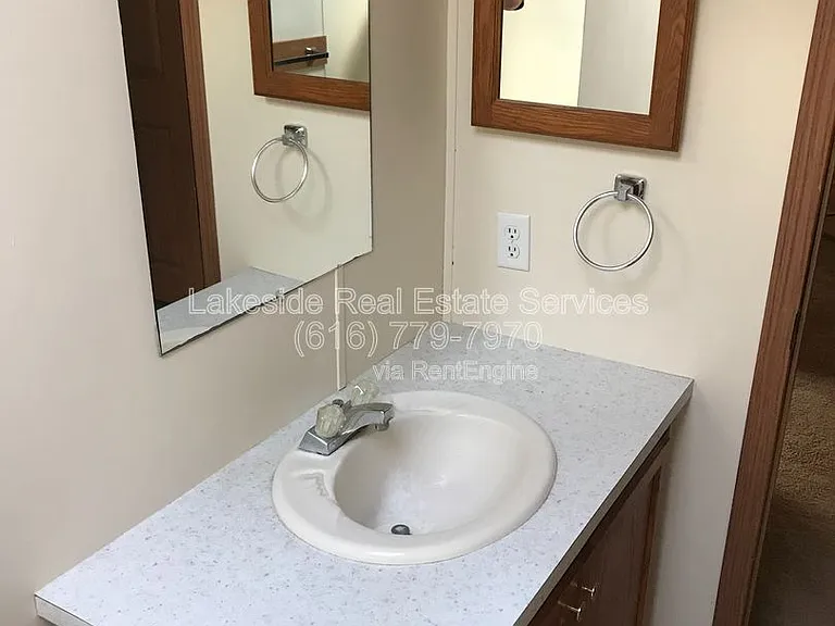 10500 21 Mile Rd NE — Photo 12
