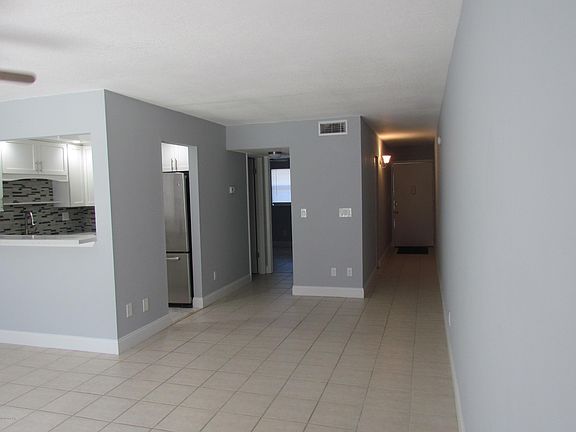 5th image of 1504 Virginia Ave APT 107