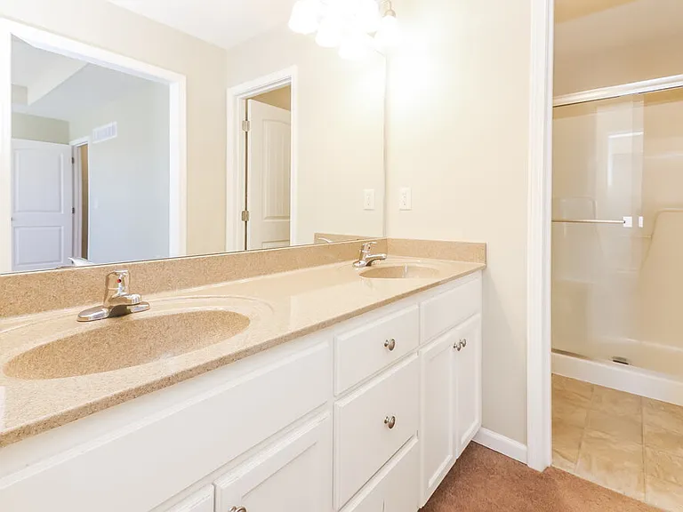 702 Hibiscus Cir — Photo 10