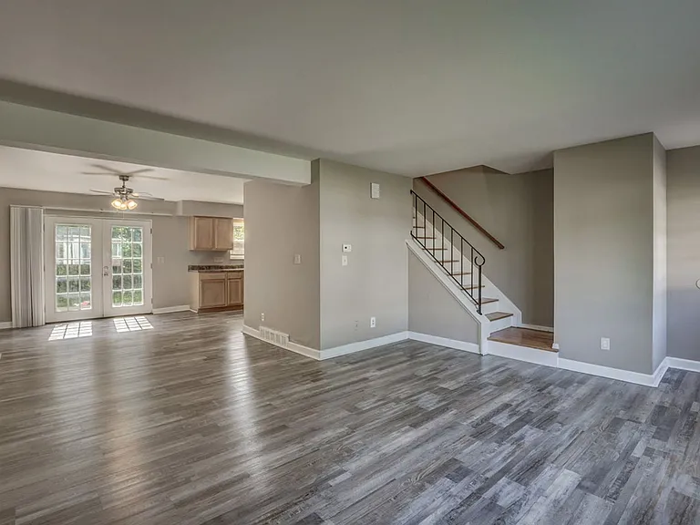 1389 W Galbraith Rd #A — Photo 4