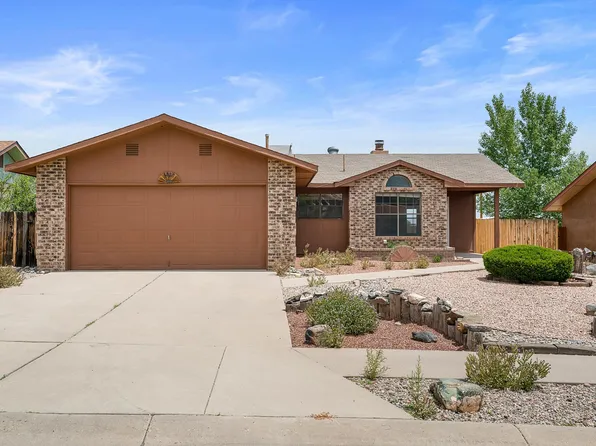 6028 Creggs St NW, Albuquerque, NM 87120