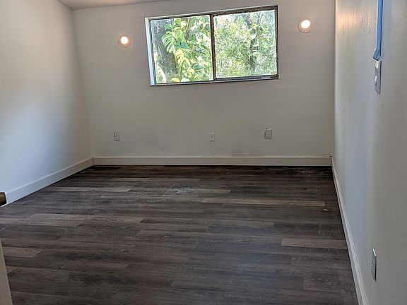 4th image of 1731 E Mulberry Dr #B