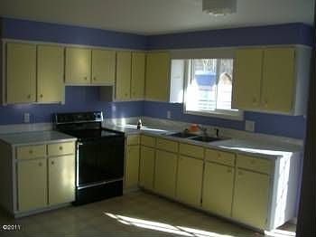 5th image of 84 Parklane Dr
