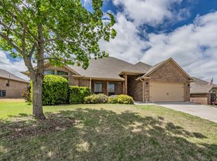 117 Emilie Ct, Weatherford, TX 76087