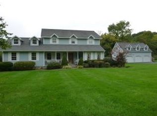 105 Picadilly Ln, Gray, TN 37615