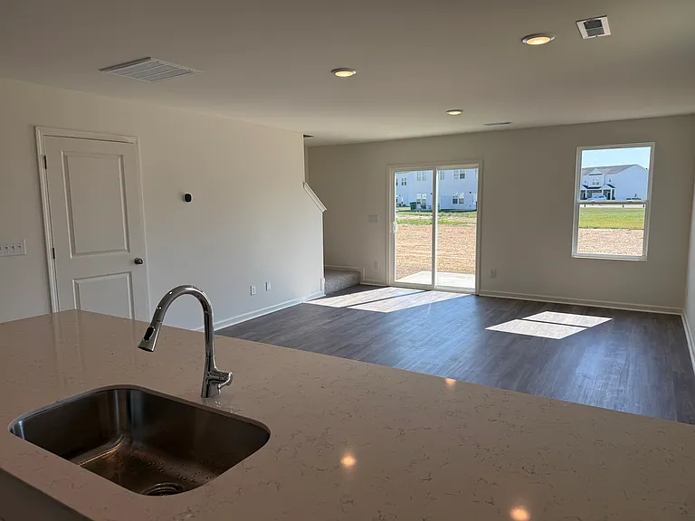 2445 Brookville Dr #B — Photo 9