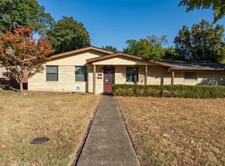 5247 S Columbia Ave, Tulsa, OK 74105