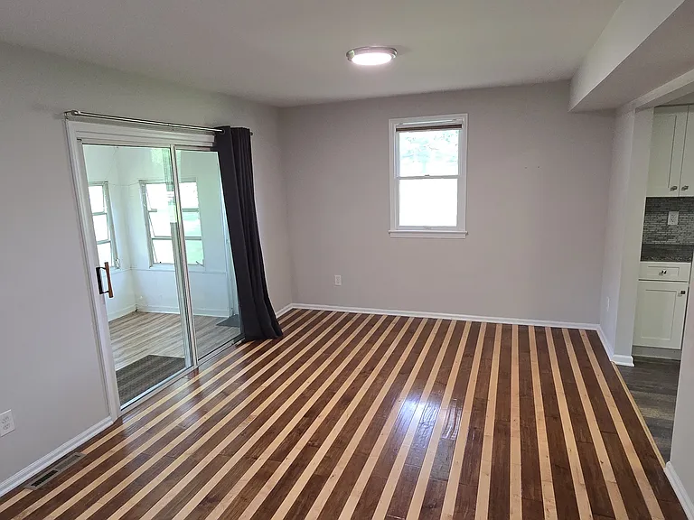 70 Colonial Dr — Photo 6