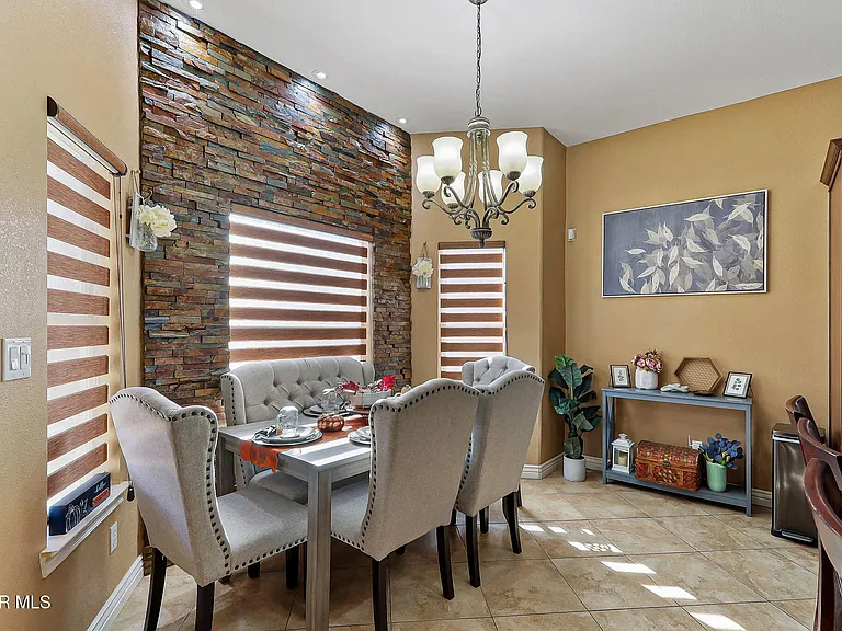 11608 Saint Thomas Way — Photo 7