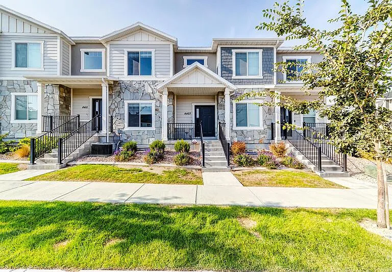 4431 W Glendon Dr — Photo 1