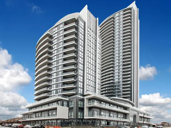 35 Watergarden Dr #720, Mississauga, ON L5R 0G8