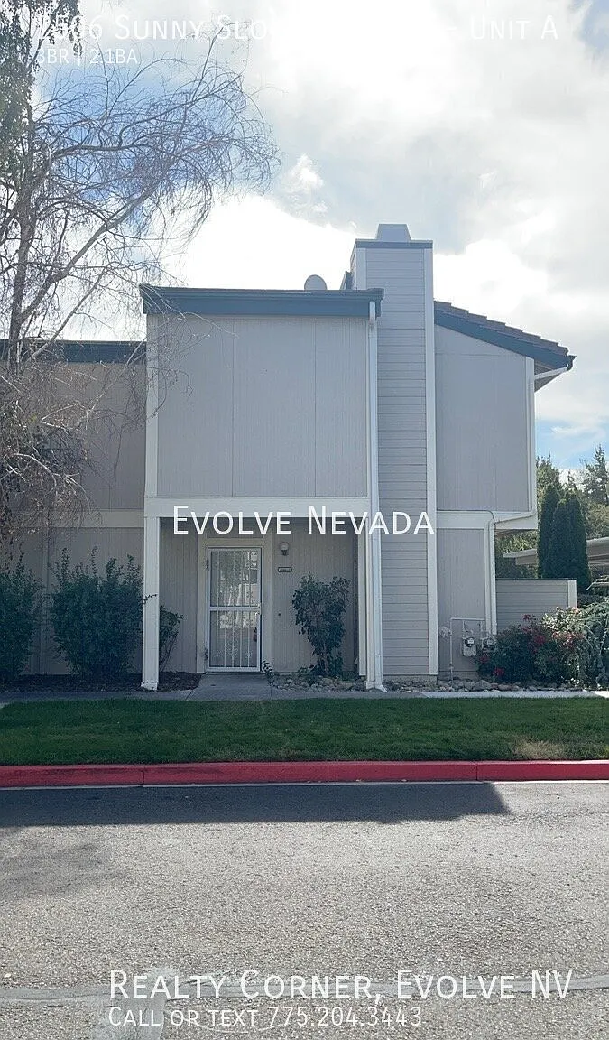 3 Bed, 2.5 Bath Cozy Condo in Sparks — Photo 1