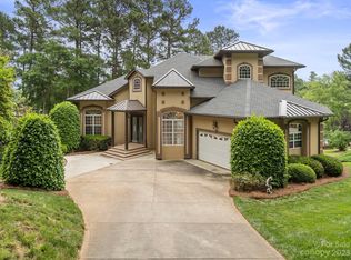 2548 Penngate Dr, Sherrills Ford, NC 28673