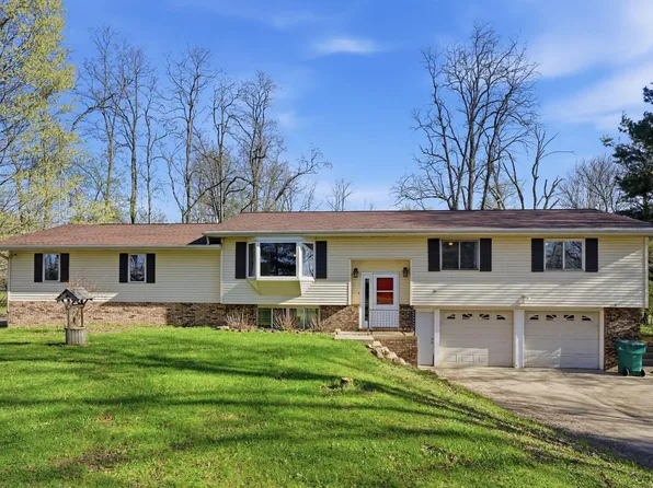 7475 Cox Rd, Bellevue, MI 49021