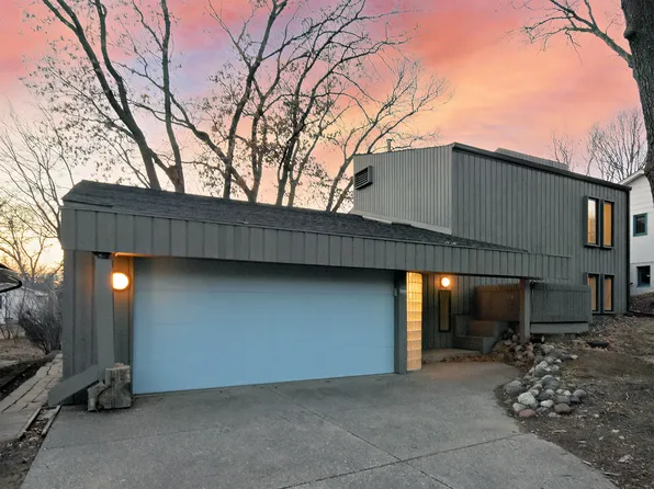 1550 21st Ave NW, New Brighton, MN 55112