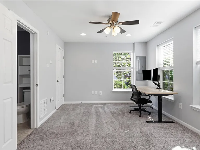 7224 Barrberry Ln — Photo 8