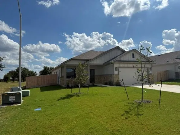 203 Gene Ray Ave, Bertram, TX 78605