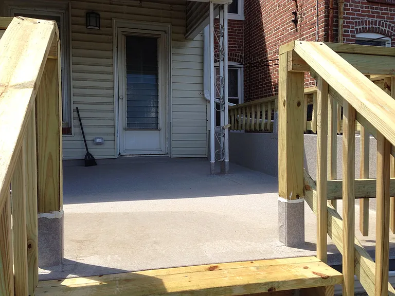 725 Grundy St — Photo 8