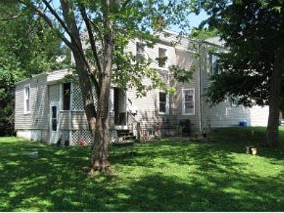 3rd image of 349 Elm St Unit 2