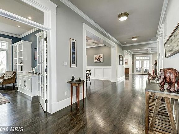 Entry Foyer