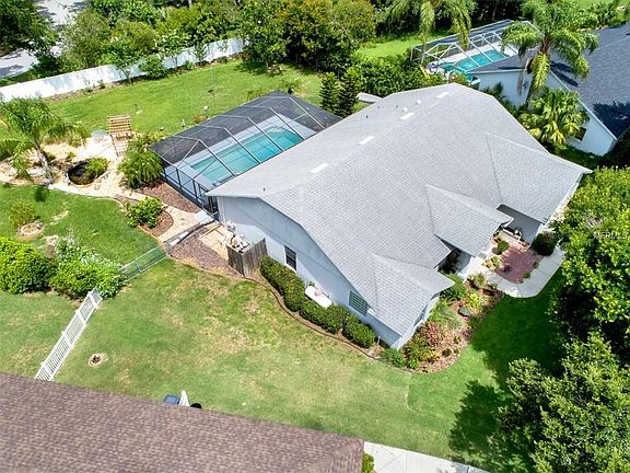 4th image of 5877 Windwood Dr