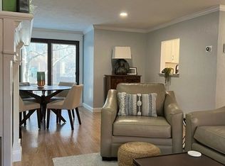 15 W Parish Ct, Haverhill, MA 01832