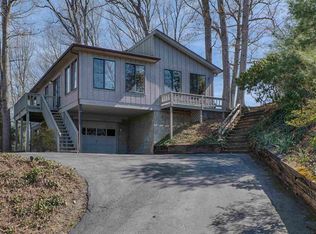 191 Azalea Dr, Clyde, NC 28721