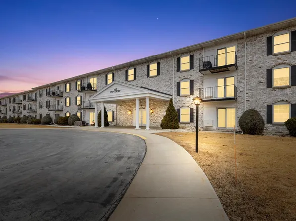 125 North University DRIVE #316, West Bend, WI 53095