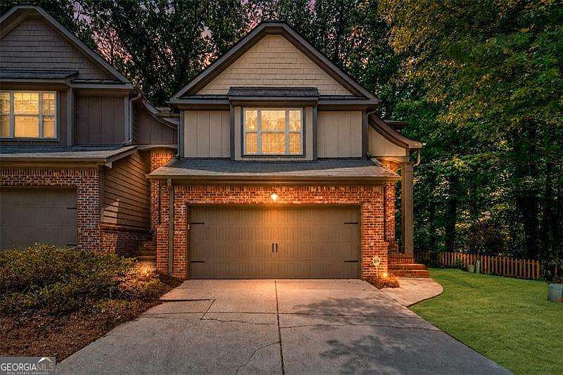 1st image of 121 Creighton Ln