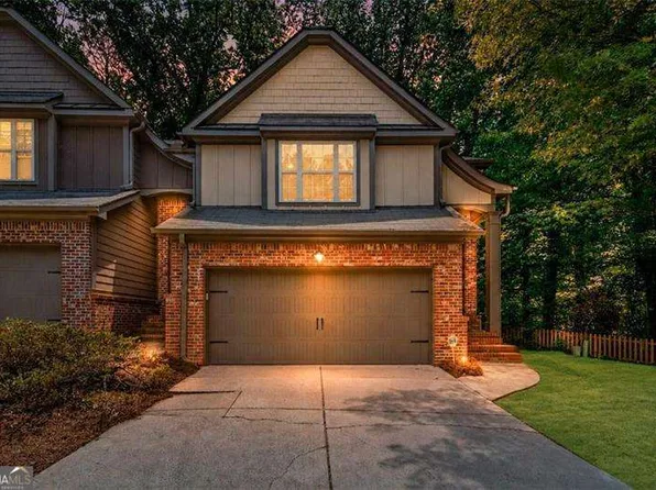 121 Creighton Ln, Powder Springs, GA 30008