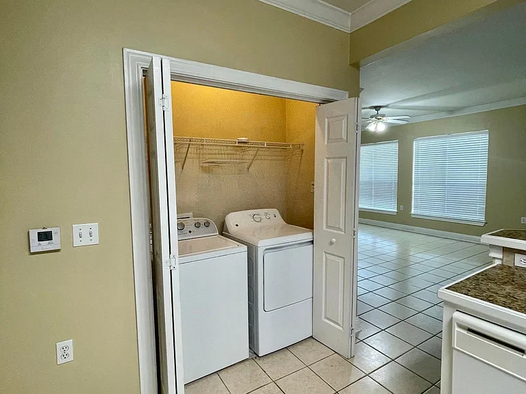 710 E Boyd Dr #1603 — Photo 5