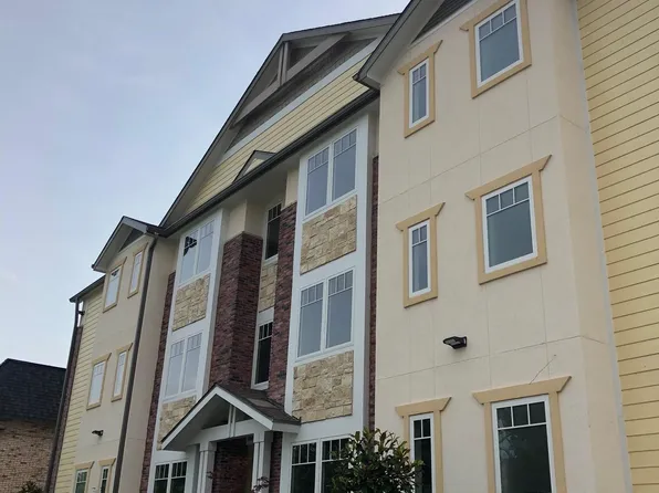 5026 Grand Ave, Kansas City, MO 64112