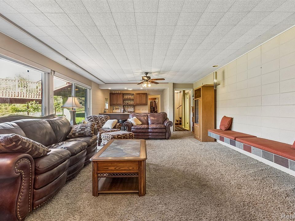 5445 Irish Rd, photo 26