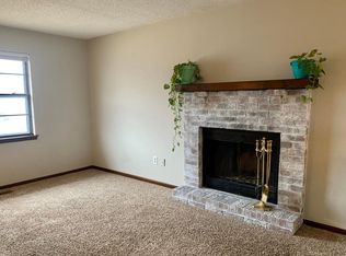 8524 Parallel Pkwy, Kansas City, KS 66112