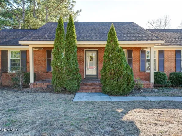 6102 Falcon Drive, New Bern, NC 28560