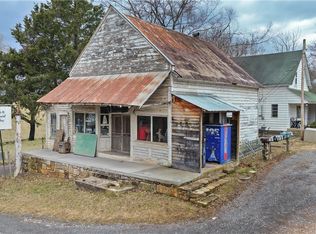 128 River Rd, Marshall, AR 72650