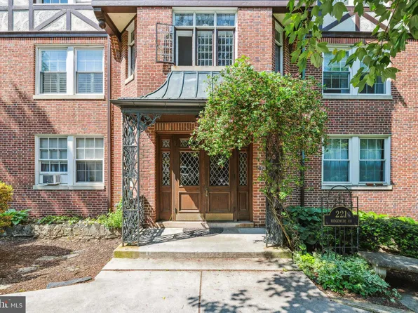 221 Ridgemede Rd Unit 505, Baltimore, MD 21210