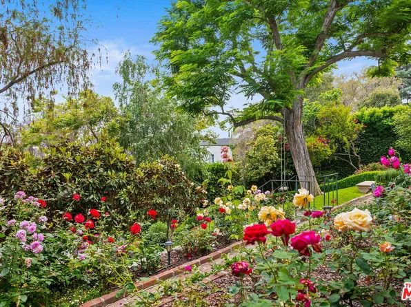 4059 Cromwell Ave, Los Angeles, CA 90027