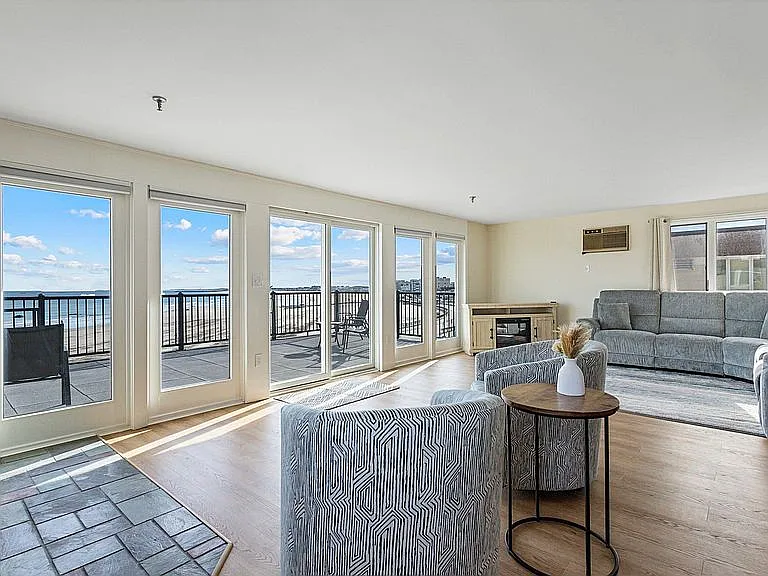 407 Ocean Blvd #A9 — Photo 3