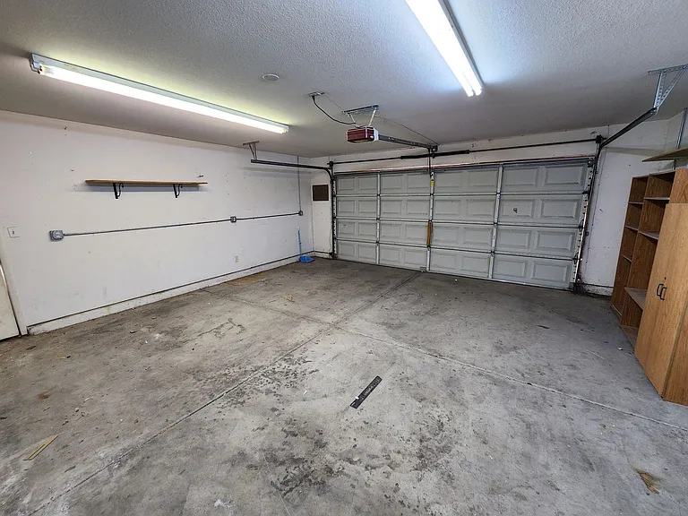 1720 Navarre Ln — Photo 37