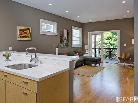 4th image of 1446 Sacramento St #A