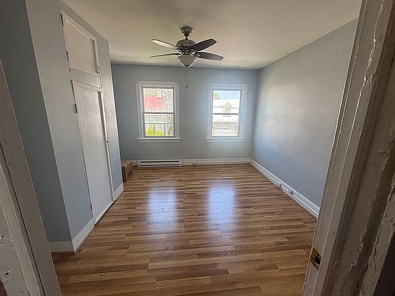 3rd image of 130 W All Saints St
