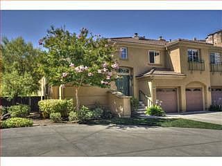 1st image of 1143 Pheasant Hill Way
