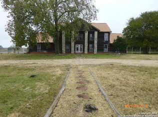 22 N Plum Creek Rd, Uhland, TX 78640
