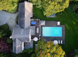 29 Georgica Woods Ln, Wainscott, NY 11975