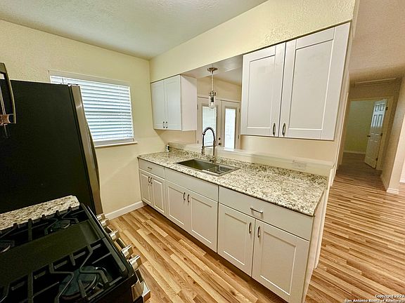 2nd image of 5335 SAN BENITO DR
